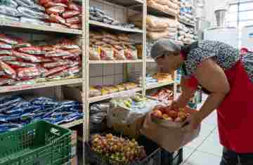  Com investimento de R$ 78 milhões, Fundepar entrega nova remessa de alimentos às escolas