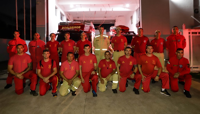  Apoio nas chuvas: Paraná envia força-tarefa do Corpo de Bombeiros ao Rio Grande do Sul