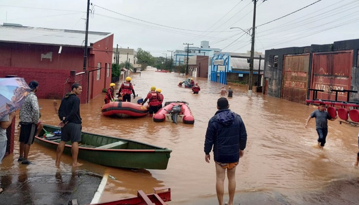  Paraná arrecada doações para ajudar vítimas das chuvas no Rio Grande do Sul