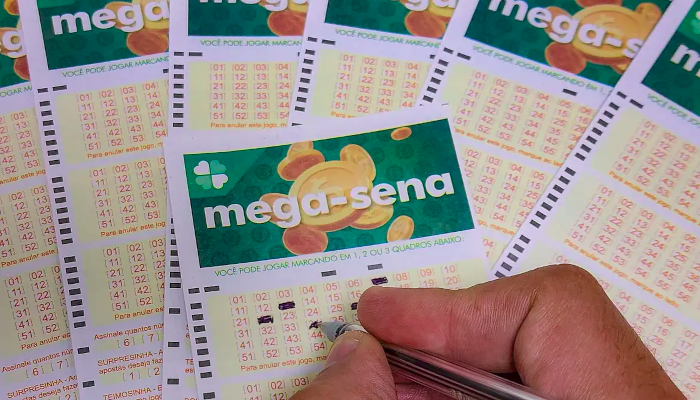 Mega-Sena acumula pela terceira vez e prêmio chega a R$ 21 milhões