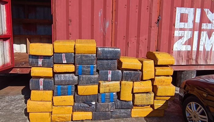  PCPR apreende 3,1 toneladas de maconha escondidas em caminhão em Medianeira