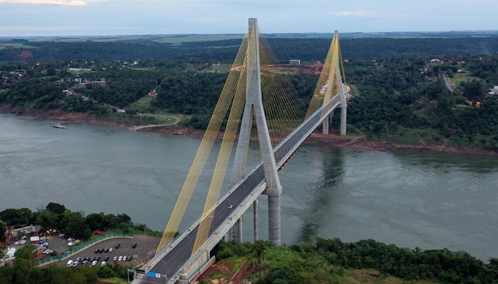  Melhor empreendimento público: Ponte da Integração Brasil-Paraguai vence votação popular