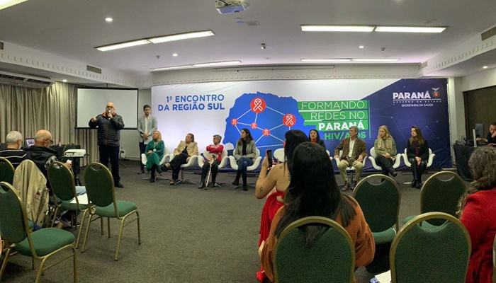  Paraná apresenta ações de prevenção e combate ao HIV em encontro dos estados do Sul