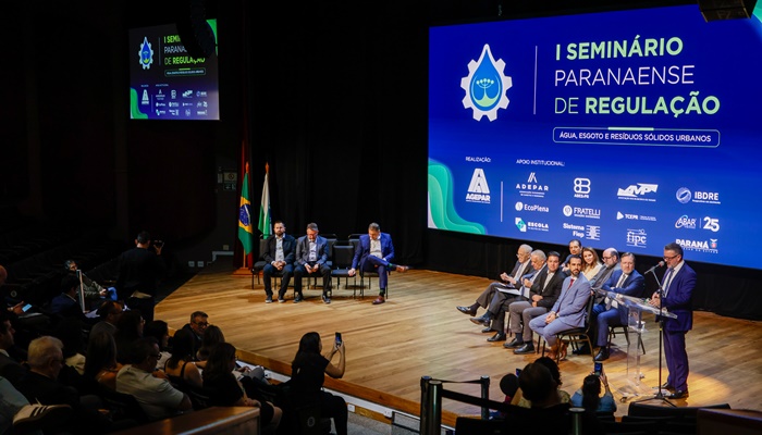  Especialistas debatem desafios do saneamento básico em evento da Agepar