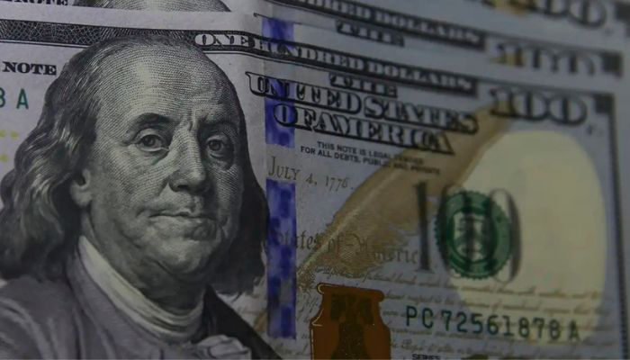  Dólar cai para R$ 5,86 e fecha no menor nível em dois meses 