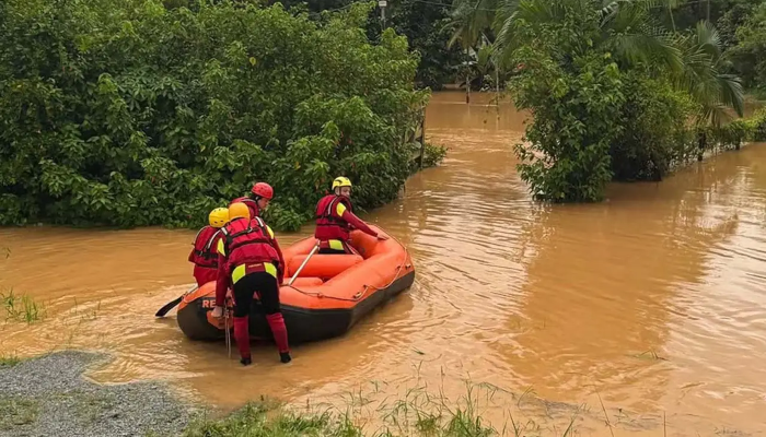 Fortes chuvas no Paraná provocam uma morte e afetam cerca de 2 mil pessoas