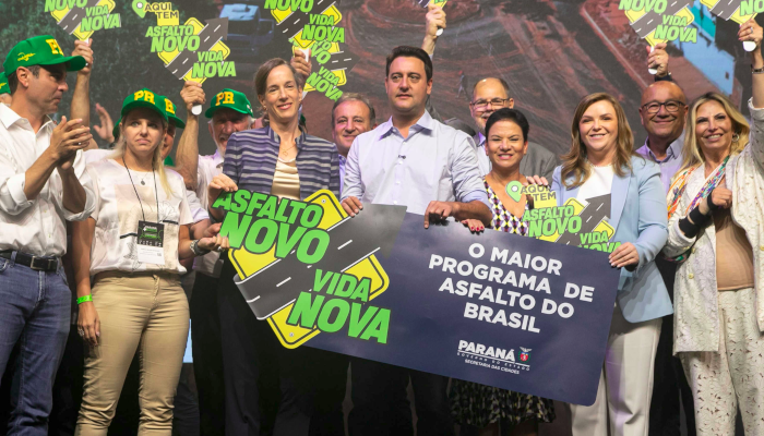 Governador lança novas fases do Asfalto Novo, Vida Nova para cidades de até 50 mil habitantes