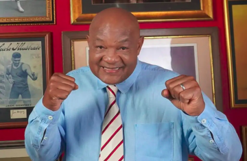 Lenda do boxe, campeão olímpico George Foreman morre aos 76 anos