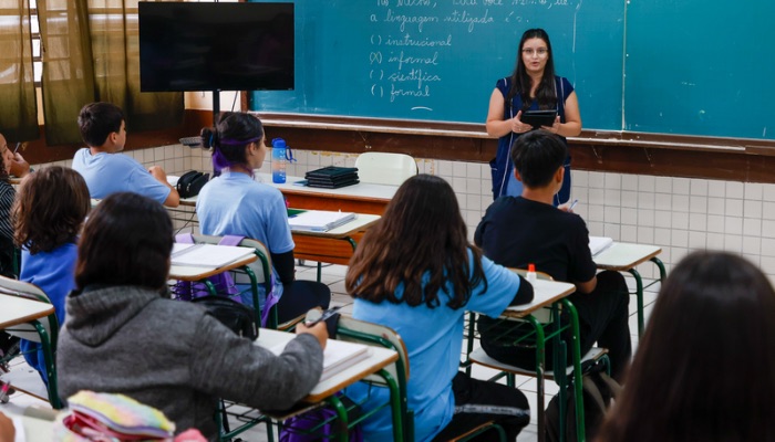 Governo anuncia convocação de mais 1.178 professores aprovados em concurso