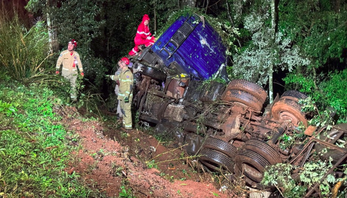 Virmond - Mulher Morre após Tombamento de Caminhão