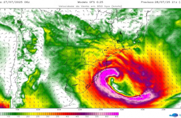 Ciclone extratropical provoca chuva e ventos acima de 100 km/h no Brasil