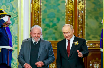 Lula recebe ligação de Putin e conversa sobre guerra na Ucrânia