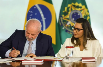 Decreto de Lula amplia poderes da primeira-dama