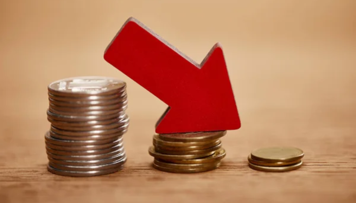 Número de brasileiros com dívidas atrasadas cresce 26% em 10 anos