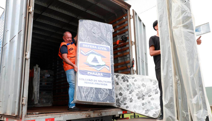 Com mais de mil desalojados e desabrigados, governo e municípios preparam abrigos