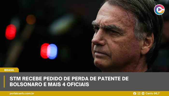 STM recebe pedido de perda de patente de Bolsonaro e mais 4 oficiais