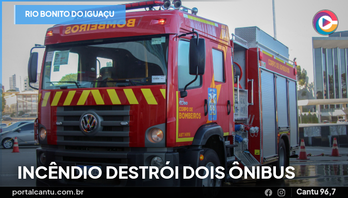 Rio Bonito do Iguaçu - Incêndio destrói dois ônibus