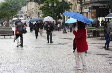 Frente fria traz chuva para o Paraná nessa semana, prevê Simepar