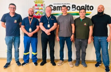 Campo Bonito - Governo Municipal recebe representantes da Copel para tratar de melhorias no Paço Municipal