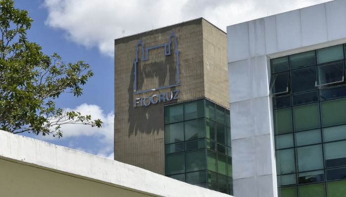 Fiocruz e farmacêutica assinam acordo sobre novo antirretroviral