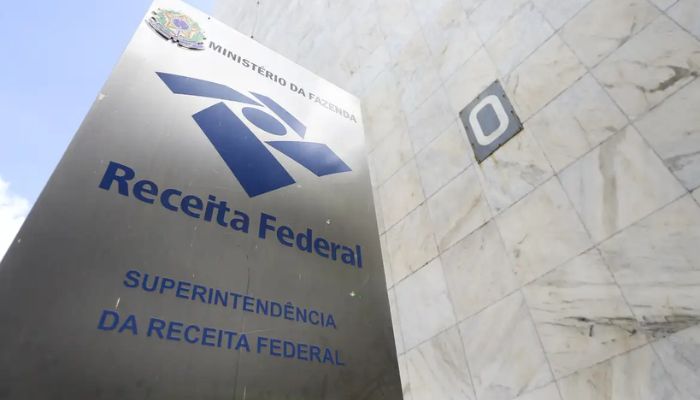 Receita classifica mais 17 empresas como devedoras contumazes