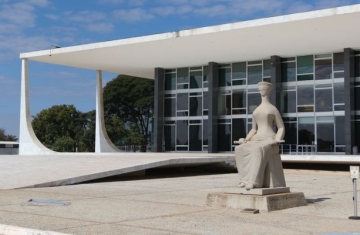 STF retoma julgamento sobre alcance da Lei Maria da Penha