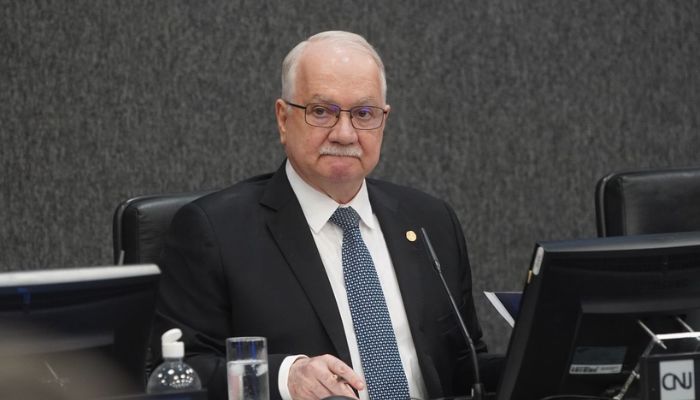 Fachin vai propor no CNJ regras de conduta para juízes