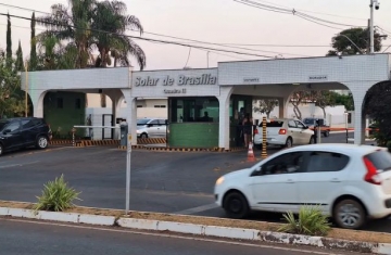 Moraes pede parecer da PGR sobre proibição de visitas a Bolsonaro