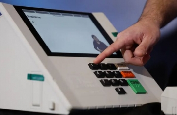 Assinatura digital e lacração impedem alteração em sistemas eleitorais