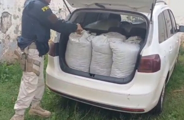 Laranjeiras - PRF apreende 300 quilos de drogas