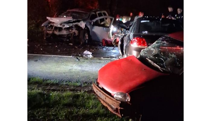 Foto: Jaime Cabral Laranjeiras - Acidente envolvendo 4 veículos resulta em 2 óbitos e várias pessoas feridas