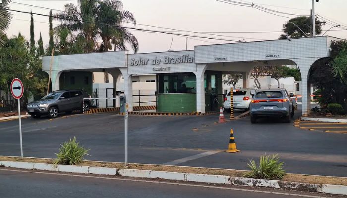 © Bruno Peres/Agência Brasil Moraes autoriza Bolsonaro a sair da prisão domiciliar para dentista
