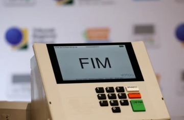 Eleitor tem até esta quinta-feira (20) para solicitar voto em trânsito
