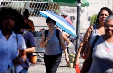 Salário mínimo deverá subir para R$ 1.741 em 2027