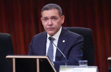 Presidente do TSE conclama eleitores a comparecerem às urnas