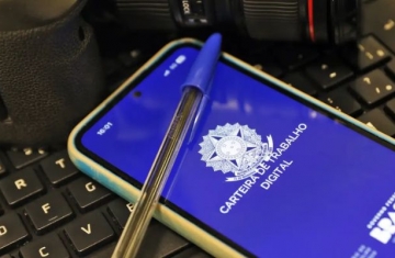 Desemprego cai para 5,3%, o menor para o trimestre terminado em julho