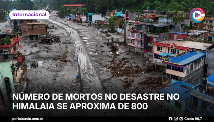 Foto: © REUTERS Número de mortos no desastre no Himalaia se aproxima de 800