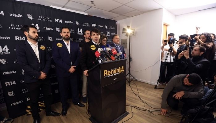 © Paulo Pinto/Agência Brasil Renan Santos diz que vai pedir liminar contra suspensão de candidatura