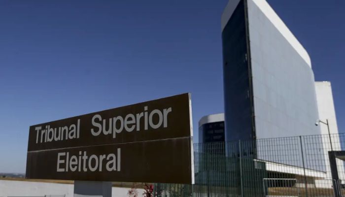 TSE rejeita ação para derrubar imagem de Bolsonaro feita por IA