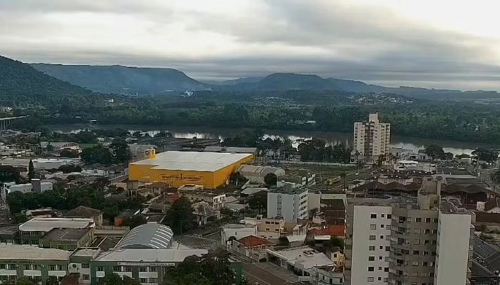 Foto: RPC Cinco são denunciados por tráfico internacional de pessoas e por tentar matar testemunhas, no Paraná