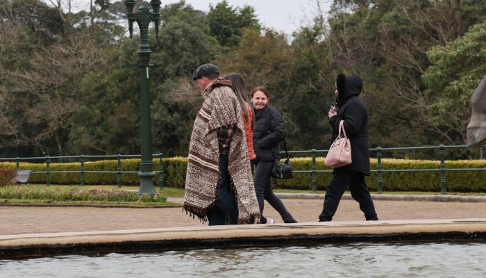 Foto: Geraldo Bubniak/AEN Chuva enfraquece e temperaturas caem ainda mais ao longo da semana no Paraná