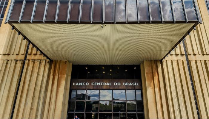BC reduz juros básicos para 13,75% ao ano
