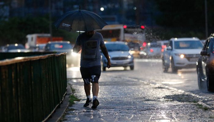 Inmet prevê final de semana de chuvas nas regiões Sul e Sudeste