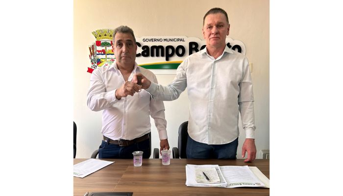 Mário Weber transmite temporariamente o cargo ao vice-prefeito Aparício Piana