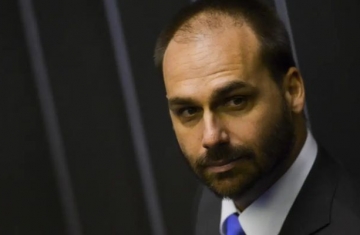 Ministério da Justiça demite Eduardo Bolsonaro por abandono de cargo