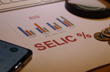 Mercado reduz projeção da Selic para 13,50%