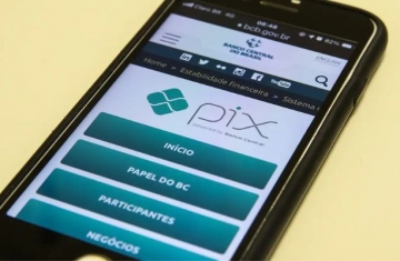 Bancos centrais do Brasil e da Europa avaliam interligar Pix com Tips