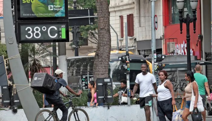 Inmet faz alerta para onda de calor em oito estados do país