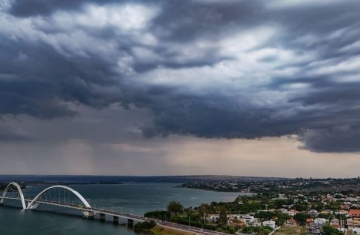 Chuvas diminuem no país, mas temporal persiste na Região Sul