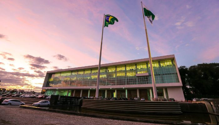 Paraná é o estado com a terceira maior disponibilidade de caixa de todo o Brasil
